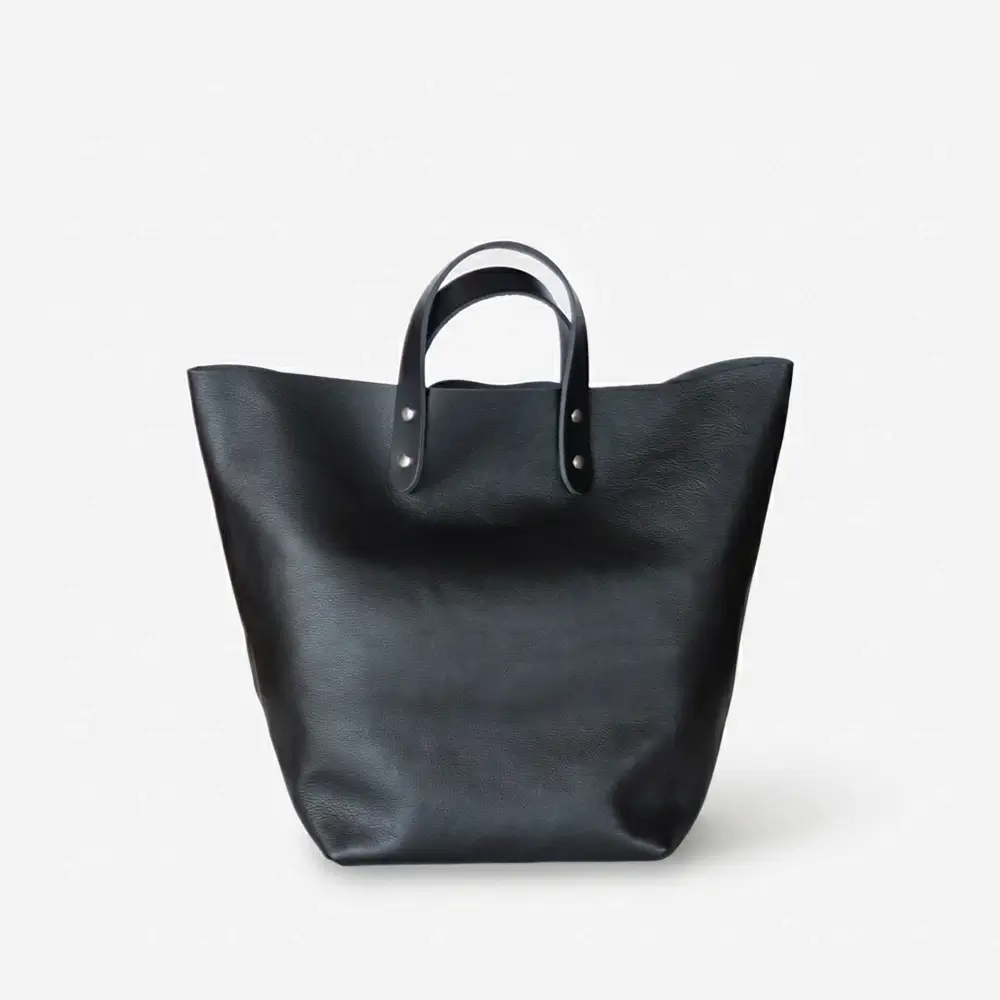 TEMBEA 黒 トートバッグ DELIVERY TOTE SHRINK LEATHER｜TEMBEA｜インテリア雑貨のオンライン