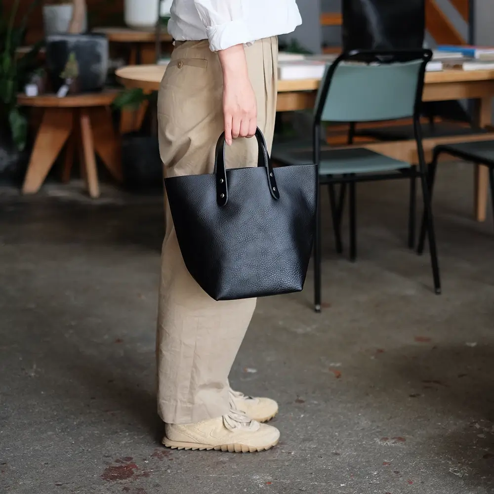 DELIVERY TOTE SMALL SHRINK LEATHER｜TEMBEA｜インテリア雑貨の
